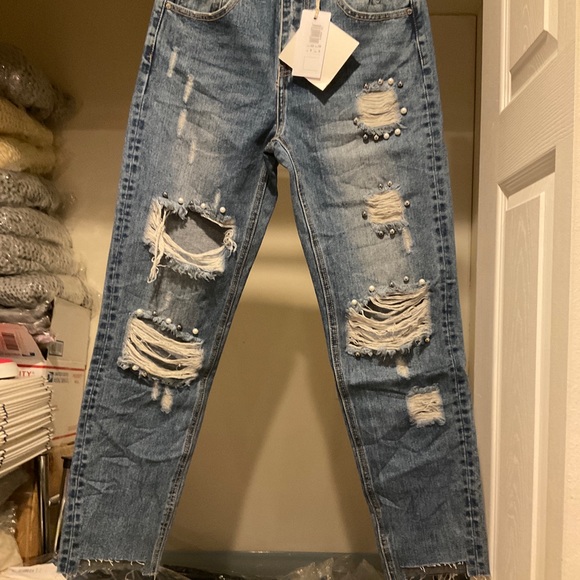 🆕Med Dark Blue Pearl Embellished Boho Distressed Ripped Knee Straight Leg Jeans - Picture 3 of 9